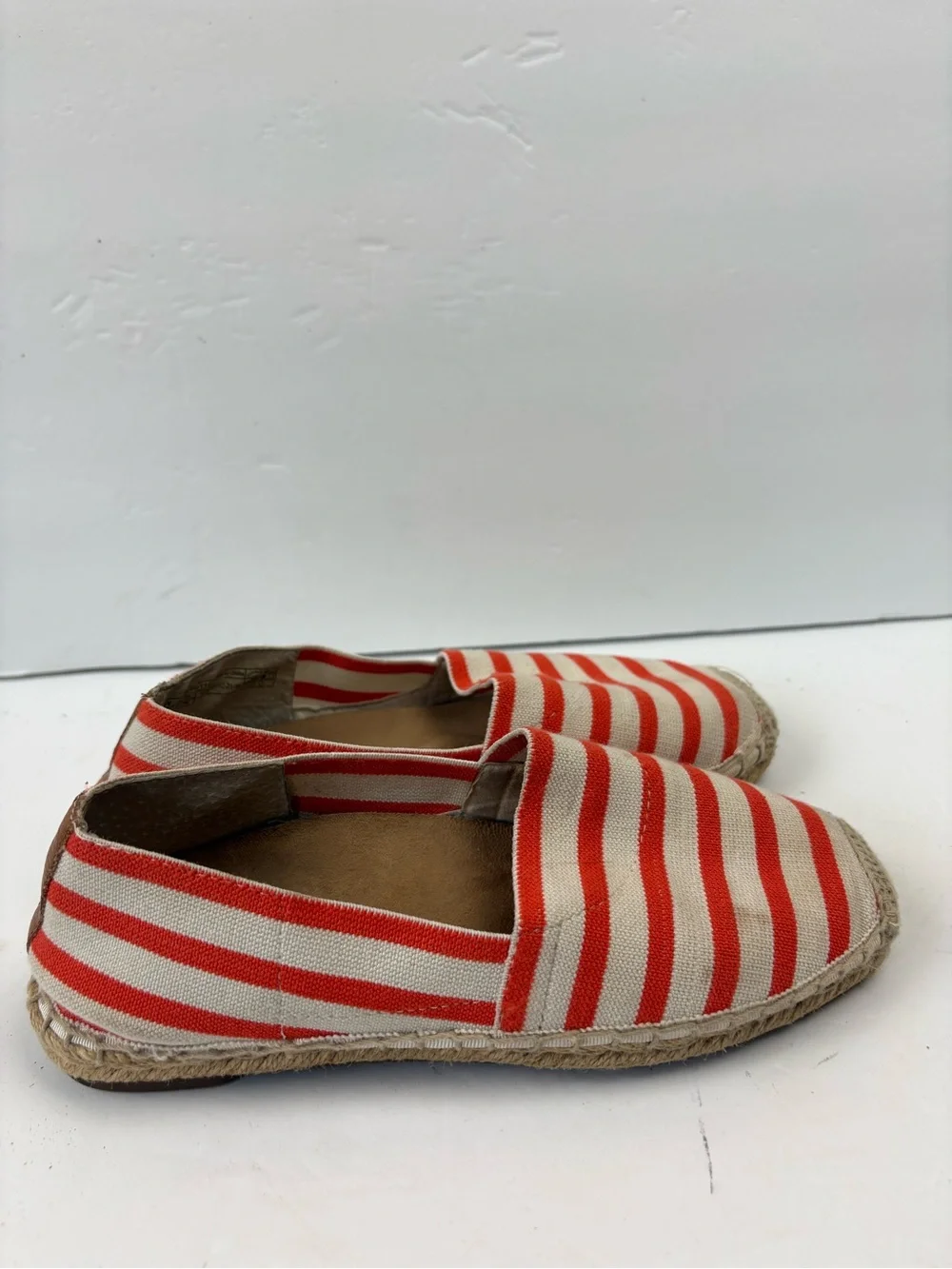 Vionic Valeri Orange White Striped Espadrille Slip-on Shoes Women’s Size 5
